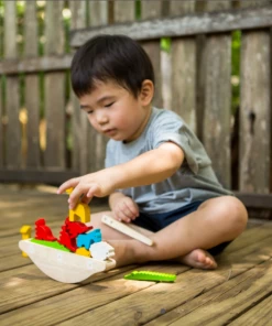 Plan Toys Balancing Boat - PT 5136