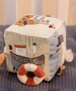 Little Dutch Activity Cube Sailors Bay