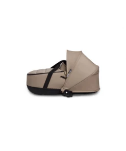 BABYZEN YOYO Bassinet ON THE MOVE